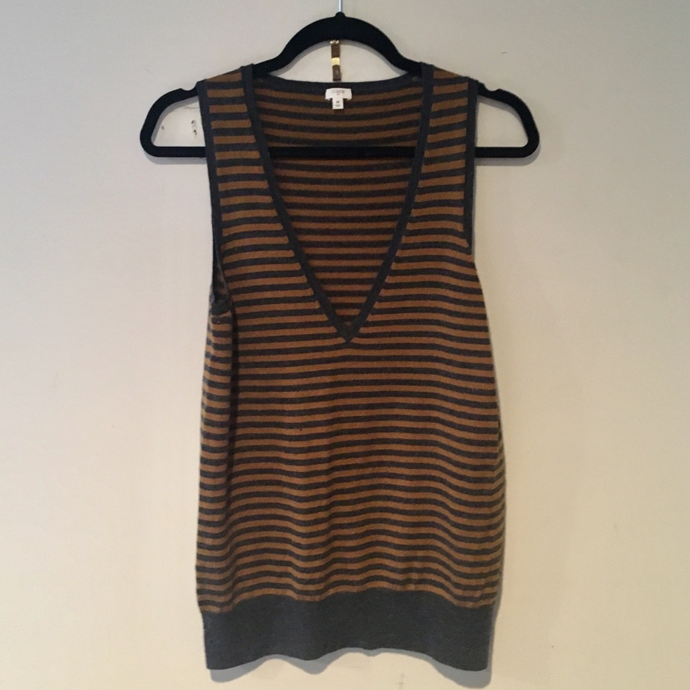 Thin sweater vest